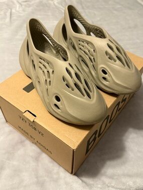 Yeezy Foam Runner men